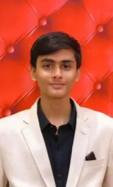 दस का दम: कम उम्र में ही 'बड़े' सपने साकार करने में लगे यंगस्टर्स