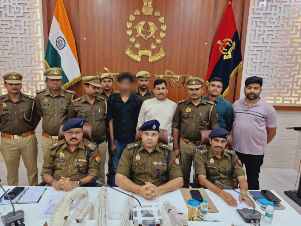 गोरखपुर पुलिस के हत्थे चढ़ा सीरियल 'लेडी किलर'