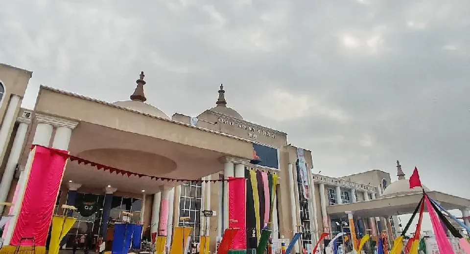 गोरखपुर में 2 से शुरू होगा 'थियेटर का महाकुंभ', जुटेंगे दिग्गज कलाकार गोरखपुर में 2 से शुरू होगा 'थियेटर का महाकुंभ', जुटेंगे दिग्गज कलाकार