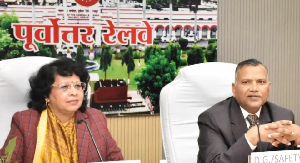 ट्रेनों के सुरक्षित संचालन के लिए समझें अपनी जिम्मेदारी: महानिदेशक