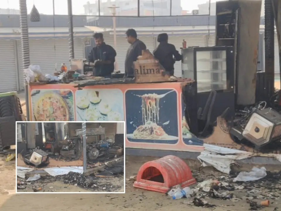 ताल बाजार के फूड स्टाल में देर रात लगी आग