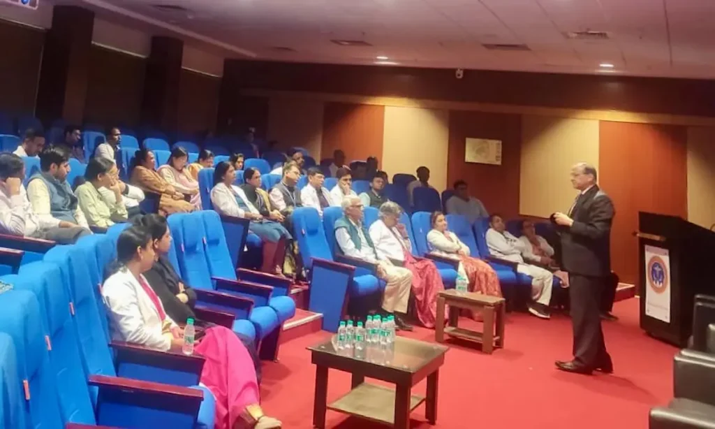 पेट्रोल पंपों के पास रहने वाले लोग हो सकते हैं डीएनए क्षति का शिकार: डॉ. धवन