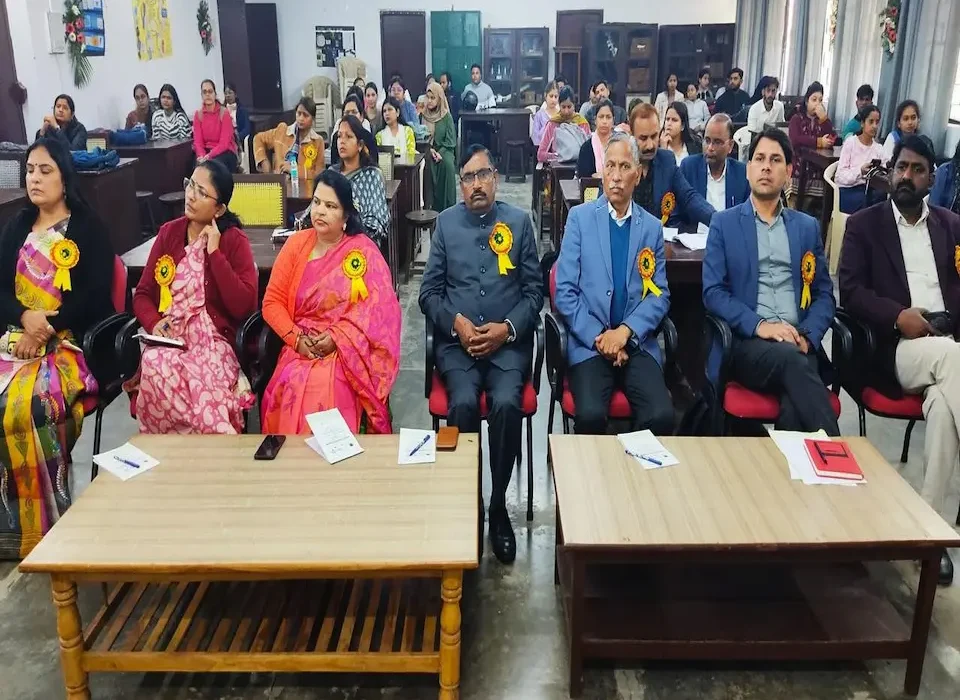 शरीर, आत्मा और मन के मिलने से हासिल होता है समग्र स्वास्थ्य: प्रो. गिरीश्वर मिश्र