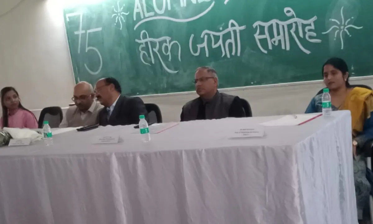 गोरखपुर विश्वविद्यालय में एलुमनाई मीट 2025 का भव्य आयोजन