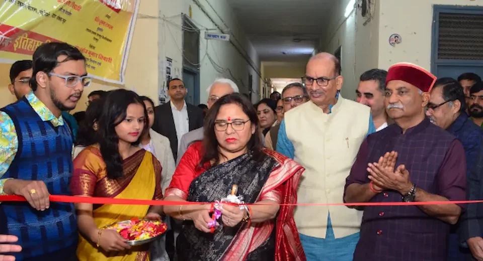 पुरातन छात्र विश्वविद्यालय की विरासत: प्रोफेसर पूनम टंडन
