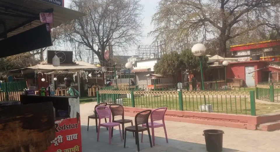 इंदिरा बाल विहार में बनेगा ऐसा फूड पार्क, टेरेस डाइनिंग का ले सकेंगे मज़ा गोरखपुर के मुख्य मार्केट के बीचोंबीच स्थित जीडीए का पार्क इंदिरा बाल विहार.