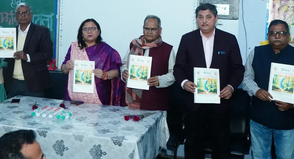 शिक्षा का असली अर्थ आचरण में दिखाई देता है: वीसी