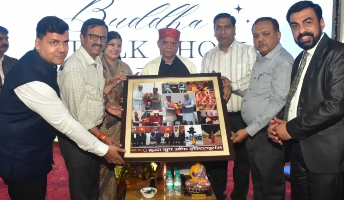 प्रतिबद्धता, समर्पण, लगन और निरंतरता मिलकर लिखते हैं सफलता की इबारत: शिव प्रताप शुक्ल प्रतिबद्धता, समर्पण, लगन और निरंतरता मिलकर लिखते हैं सफलता की इबारत: शिव प्रताप शुक्ल