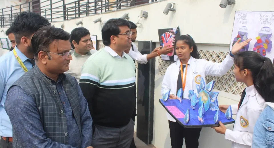राष्ट्रीय विज्ञान दिवस पर युवाओं ने दिखाई वैज्ञानिक प्रतिभा
