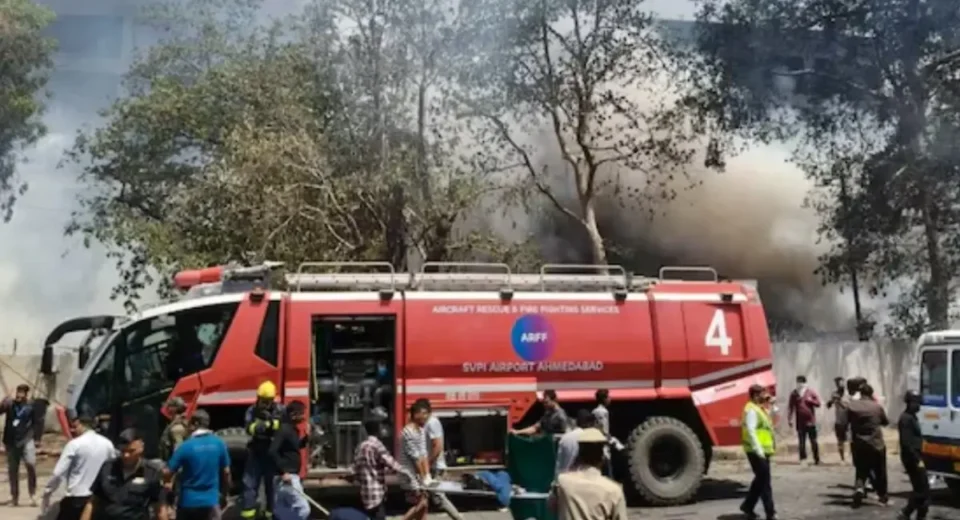 अहमदाबाद विमान हादसे के बाद फिल्म निर्माता लापता! क्रैश साइट के पास आखिरी लोकेशन