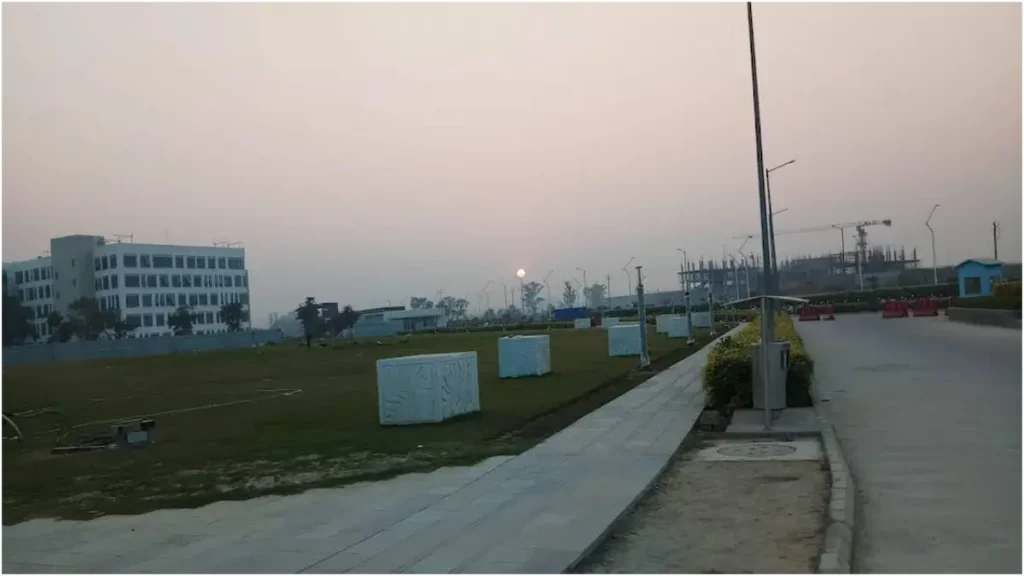 लखनऊ आईटी सिटी अपडेट: दिवाली पर होगी 'जमीन' की बारिश! आ रही ₹14000 करोड़ की IT सिटी