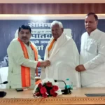 गोरखपुर में ‘विरासत गलियारे’ पर संग्राम! भाजपा-सपा कार्यकर्ता भिड़े, हाई वोल्टेज ड्रामा!