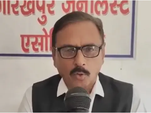 'नो हेलमेट-नो फ्यूल' को ठेंगा, पंप मैनेजर बोला-सरकारी निर्देशों का पालन करेंगे तो पेट्रोल पंप बंद हो जाएगा वरिष्ठ पत्रकार रत्नाकर सिंह