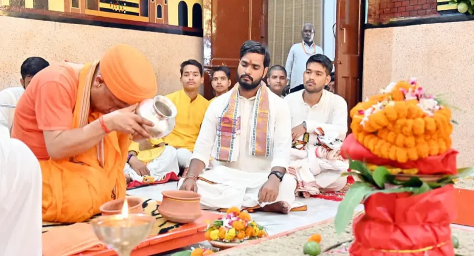 गोरखपुर: गोरक्षपीठ में योगी आदित्यनाथ ने की मां शैलपुत्री की पूजा, नवरात्रि का अनुष्ठान शुरू