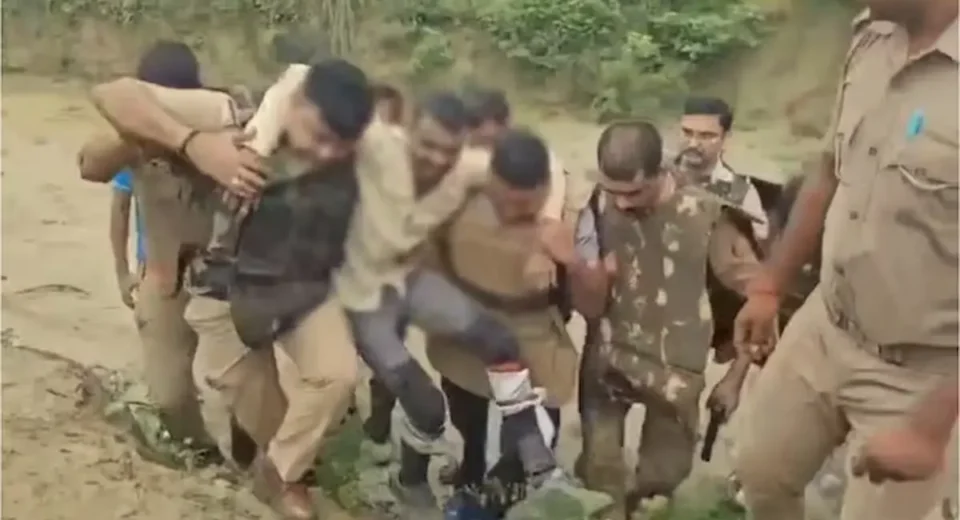 कुशीनगर में पुलिस एनकाउंटर में दबोचा गया NEET छात्र दीपक की हत्या का आरोपी पशु तस्कर, जानें पूरा मामला