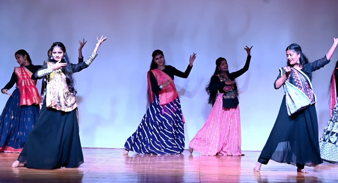 फातिमा अस्पताल में दीपावली मिलन समारोह का आयोजन, 'सेवा और आशा' का दिया संदेश फातिमा अस्पताल में दीपावली मिलन समारोह का आयोजन, 'सेवा और आशा' का दिया संदेश