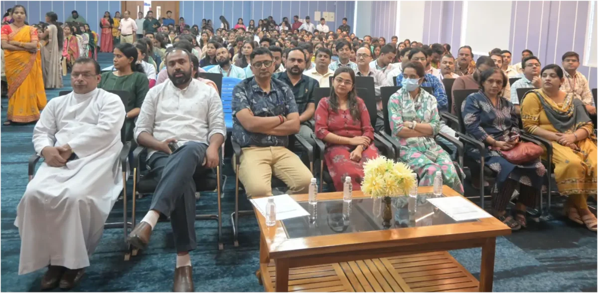 फातिमा अस्पताल में दीपावली मिलन समारोह का आयोजन, 'सेवा और आशा' का दिया संदेश फातिमा अस्पताल में दीपावली मिलन समारोह का आयोजन, 'सेवा और आशा' का दिया संदेश