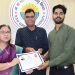 एम्स गोरखपुर की ‘प्रोजेक्ट उम्मीद’ पहल: 21 स्कूलों में नशा-मुक्त साथी और मार्गदर्शक तैयार