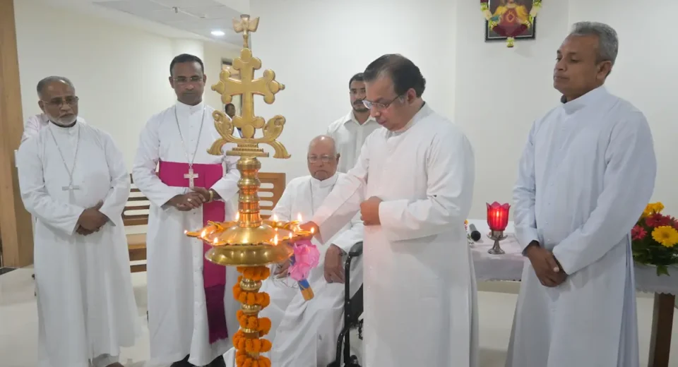 फातिमा हॉस्पिटल में एकेडमिक ब्लॉक और कम्युनिटी आई केयर वार्ड का उद्घाटन