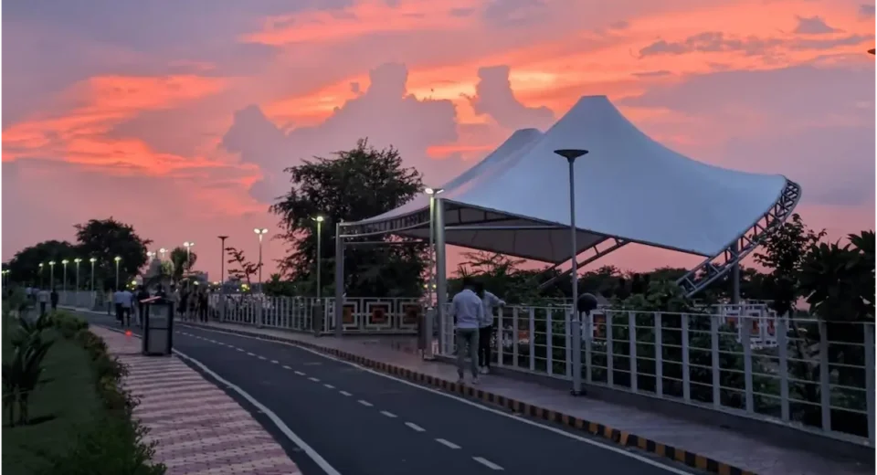 रामगढ़ताल की लहरों के बीच होगा बैंबू रेस्टोरेंट, एक छोटा टापू भी होगा तैयार रामगढ़ताल की लहरों के बीच होगा बैंबू रेस्टोरेंट, एक छोटा टापू भी होगा तैयार
