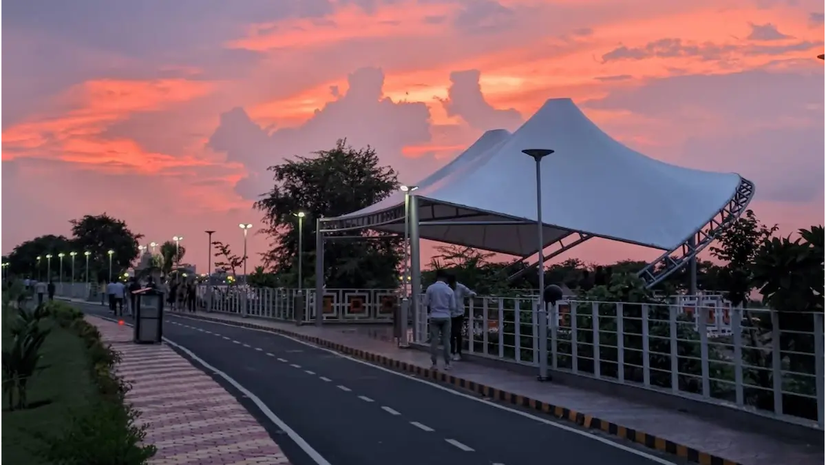 रामगढ़ताल की लहरों के बीच होगा बैंबू रेस्टोरेंट, एक छोटा टापू भी होगा तैयार रामगढ़ताल की लहरों के बीच होगा बैंबू रेस्टोरेंट, एक छोटा टापू भी होगा तैयार
