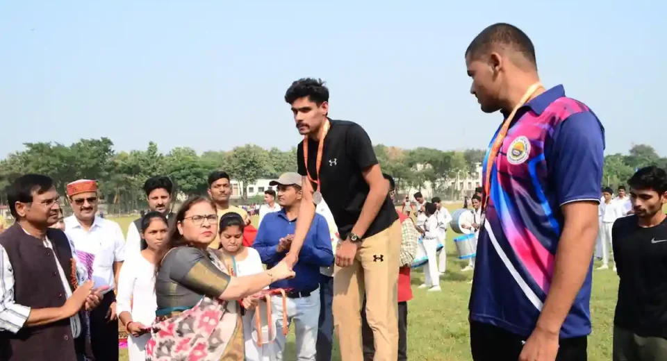 एथलेटिक मीट: गोरखपुर विश्वविद्यालय में दो नए रिकॉर्ड बने, कल्पनाथ राय कॉलेज का दबदबा