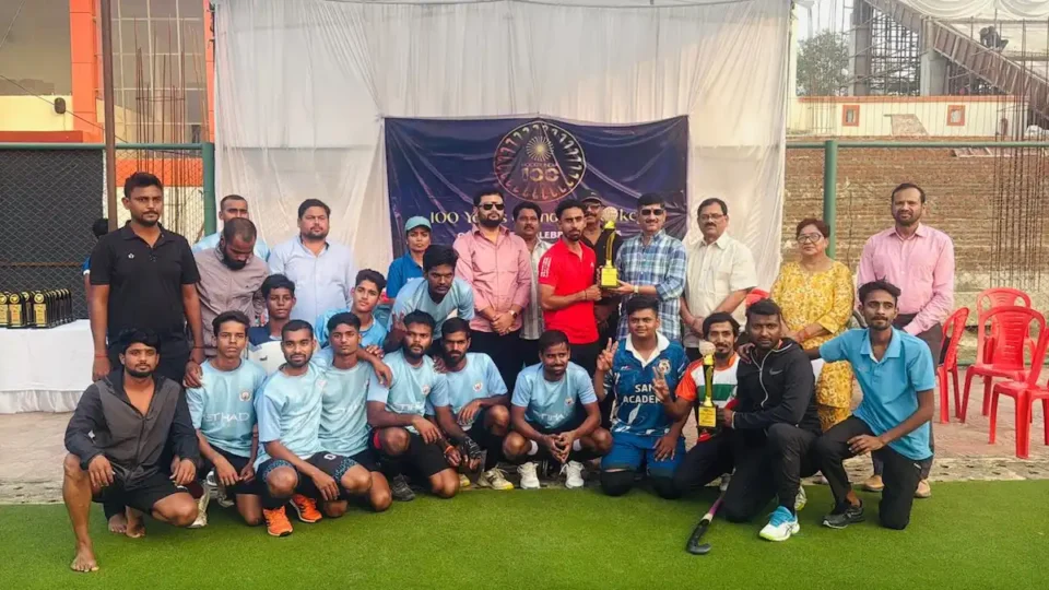 भारत में हॉकी के 100 साल: गोरखपुर में आयोजित हुए महिला और पुरुष हॉकी मैच, कौन बना चैंपियन?