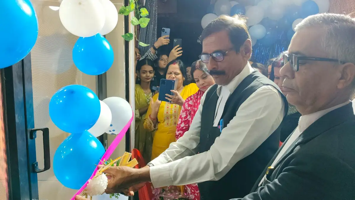 पूर्व पत्रकार, अंतरराष्ट्रीय ब्यूटीशियन नंदा खान के सलून का उद्घाटन, महिलाओं को बनाएंगी आत्मनिर्भर पूर्व पत्रकार, अंतरराष्ट्रीय ब्यूटीशियन नंदा खान के सलून का उद्घाटन, महिलाओं को बनाएंगी आत्मनिर्भर