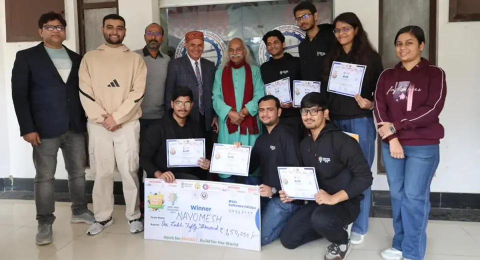 एमएमएमयूटी के छात्रों ने राष्ट्रीय स्मार्ट इंडिया हैकाथॉन 2025 में जीता प्रथम पुरस्कार, ₹1.5 लाख का कैश प्राइज