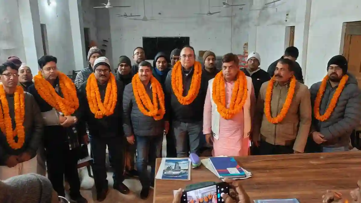 शिक्षक संघ में बड़ा फेरबदल: सत्यपाल बने जिलाध्यक्ष, दुर्गेश दत्त को मंडल की कमान; ठकुराई गुट का पुनर्गठन