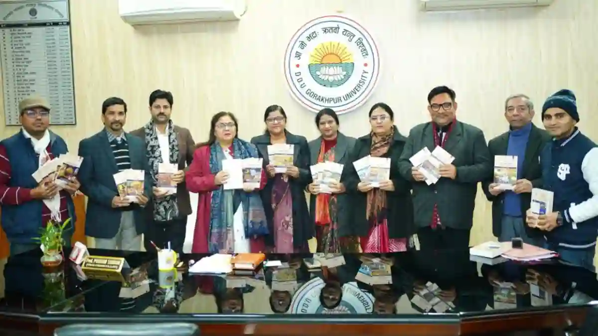 डीडीयू कुलपति ने किया ‘भारत बौद्धिक्स’ पुस्तक श्रृंखला का विमोचन: भारतीय ज्ञान परंपरा को मिलेगी वैश्विक पहचान