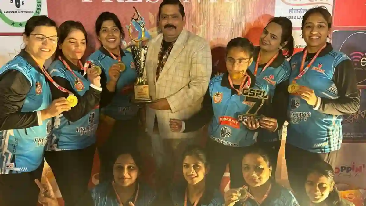 गोरखपुर सिंधी प्रीमियर लीग का भव्य समापन: मैदान पर चला अयोध्या का जादू, माखन भोग की महिलाएं बनीं चैंपियन!