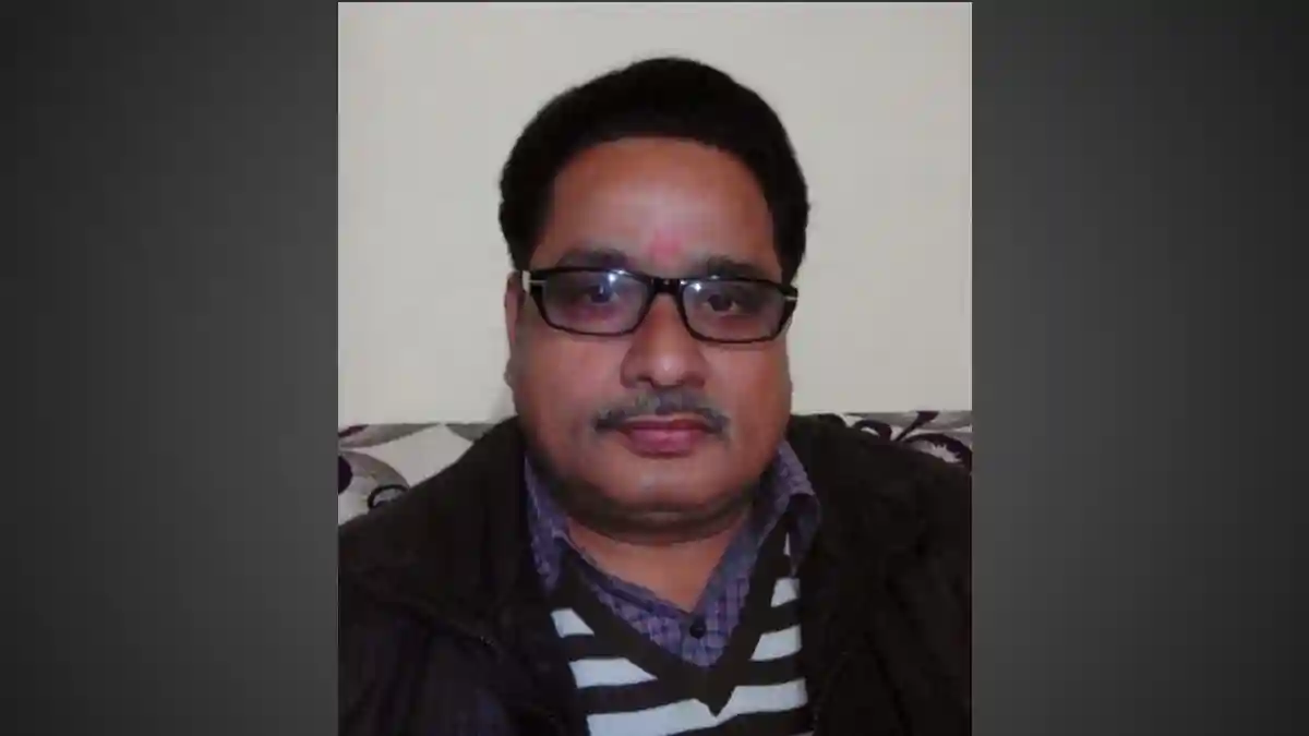 गोरखपुर न्यूज़: वरिष्ठ पत्रकार धर्मेन्द्र नारायण दुबे के निधन से शोक, राजघाट पर हुआ अंतिम संस्कार