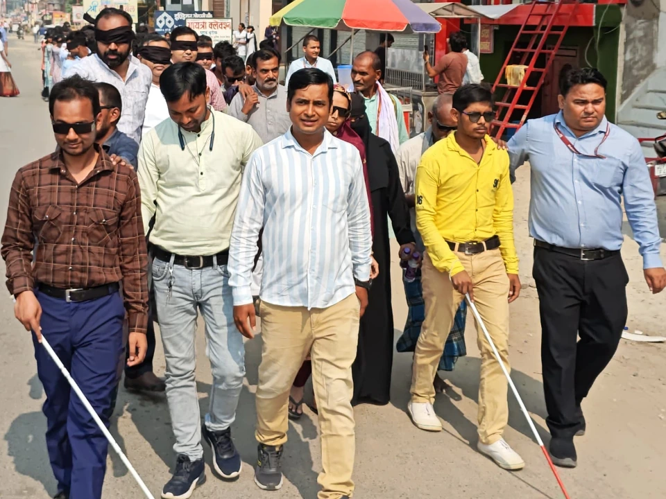 आंखें हैं ईश्वर का अनमोल तोहफ़ा, इनका खयाल रखें: महापौर